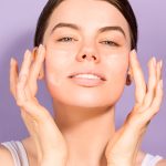 کرم آبرسان ضد جوش کلینیک - Image 3