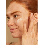 کرم روز مرطوب‌کننده آلوورا بادی‌شاپ (50‌میل)