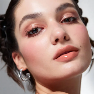 بالم لب رنگی شیگلم رنگ In Bloom