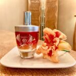 ادوپرفیوم زنانه لالیک آزالی (100میل) - Image 3