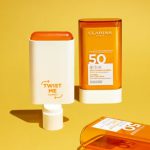 ضدآفتاب استیکی بی رنگ SPF50 کلارنس - Image 4